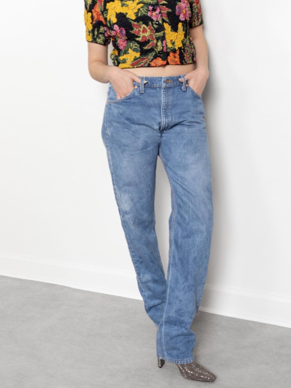 Vintage Levi's 505 Boyfriend Jeans: Faded Relaxed Fit, Made in USA / 42 Inch